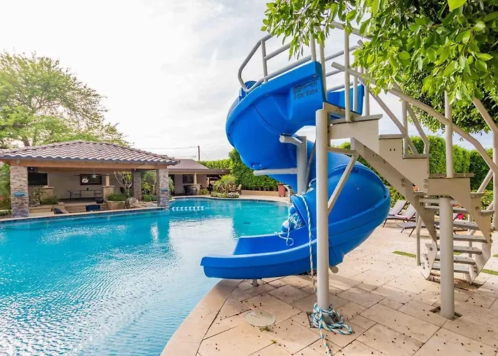 Holiday home Private Urban-oasis W Pool